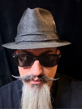 Men's Black Straw Fedora Hat - Classic Summer Style